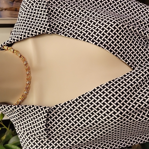 Mandee Top M Short Sleeves - Picture 2 of 11